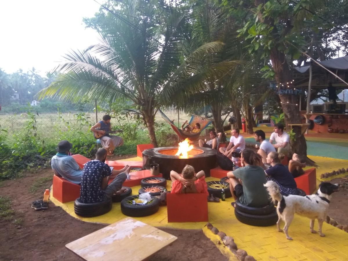 That Crazy Hostel Anjuna Bagian luar foto
